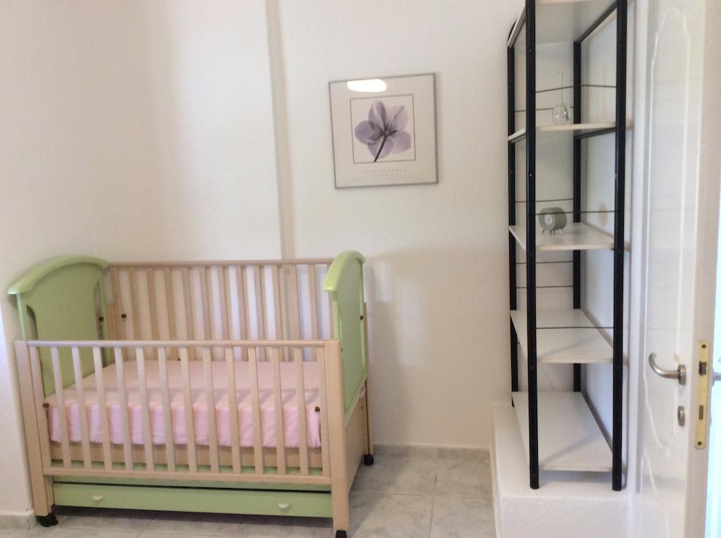 Villa Red House Gerakini Habitación foto